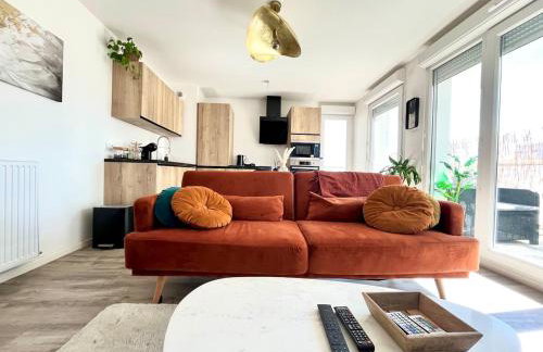 New apartment near Paris with balcony and free parking - Foto 8