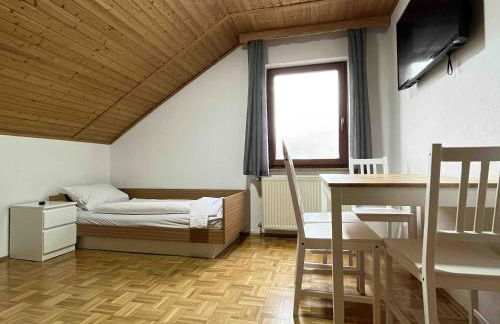 SAD503 - Praktische Monteurwohnung - Foto 3