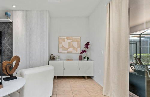 Comfortable Vacation Home Great Resort Pool/Spa Sleeps 20 - Foto 18