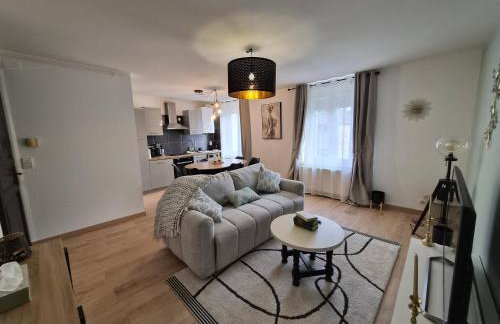 T3 hypercentre de Longwy accès direct gare et bus - Foto 55