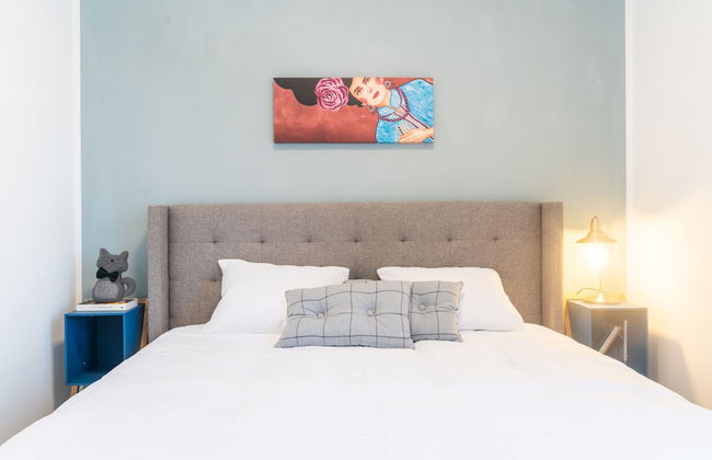 Vibrant Seaside Stay with Balcony by Sea N' Rent - Foto 4