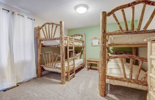 Sunrise Beach for Family Fun and Walk to Noahs Ark - Foto 14