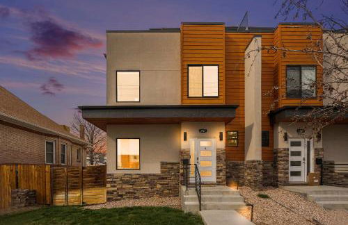 Walk to Broncos Stadium Hot tub & Rooftop - Foto 39