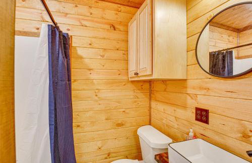 Cozy Quitman Fishing Cabin Near Lake Fork! - Foto 16