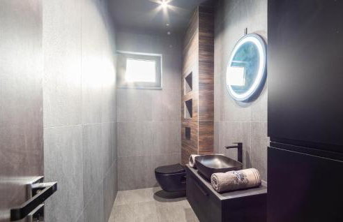 Awesome Home In Jarebinjak - Photo 31