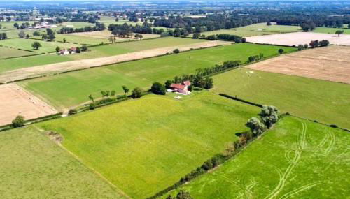 Relax in this privately located farmhouse - Foto 2