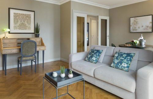 Warwick Reine Astrid - Lyon - Foto 13