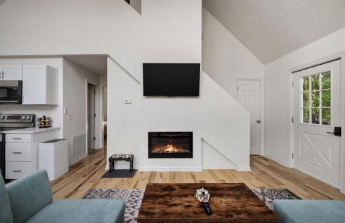 Fireplace Grill Games & Dogs near Bryce Resort - Photo 13