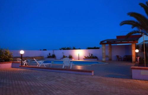 VILLA VIOLA CON PISCINA A TIGGIANO in PUGLIA SALENTO di VACANZELAROSA - Foto 16
