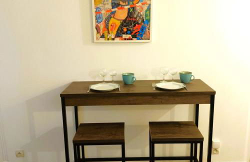 LE JOKER - T2 proche gare - Billard - Wifi - TV - Photo 14