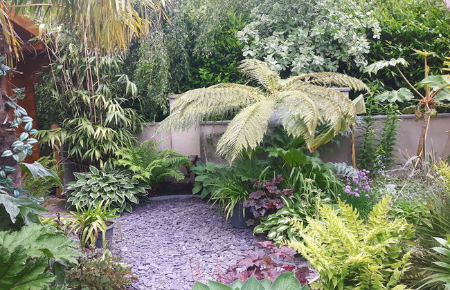 Cabin set in a Beautiful Romantic Tropical Garden - Foto 17