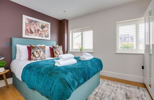 Apt , city centre, up to 5 guests, free pkg , Perfect for long stays - Foto 9