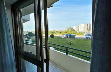 Naval Beach Apartment - Foto 16