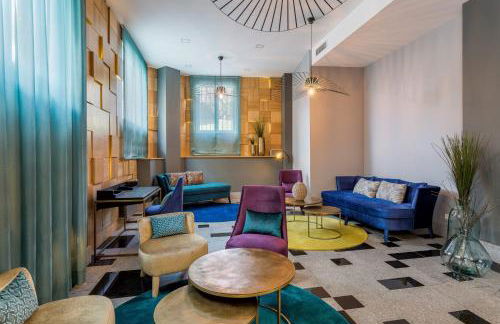 Plaza de España Skyline - Photo 124