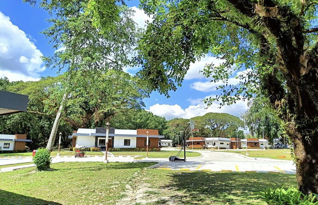 Aurora Villas and Cabin Resort - Photo 56