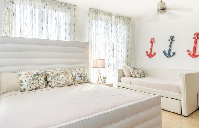 Apt w Beach Front Beach Access at Nueva Romana - Foto 46