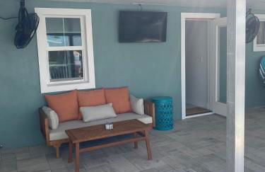 Waterfront Fishermans Retreat - Quick Harbor Access - Heated Pool - Foto 19