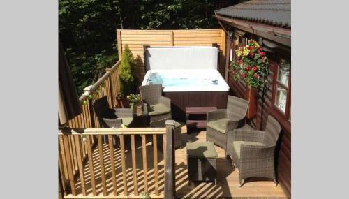 Mistletoe One Luxury Lodge with Hot Tub Windermere - Foto 5