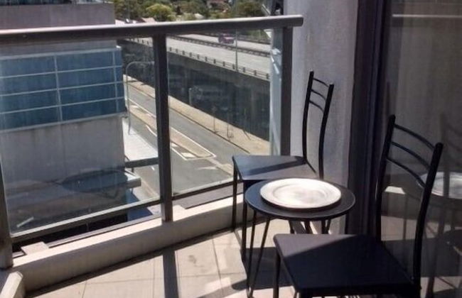 Serviced Apartments Sydney - Photo 13