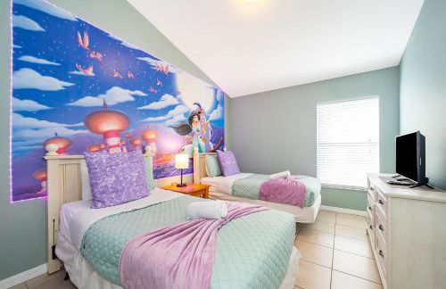 4BR-3BA-Large Private Pool-Free WiFi-Near Disney - Foto 16