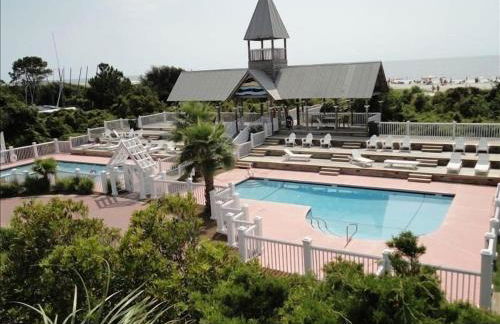 Centennial Coast Cottage - with Heated pool - Foto 17