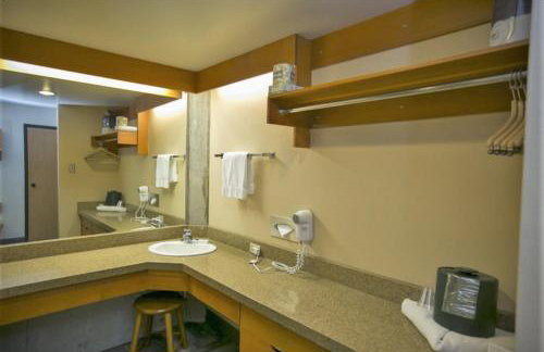 Condo Right on the Snowbird Slopes! - Foto 13