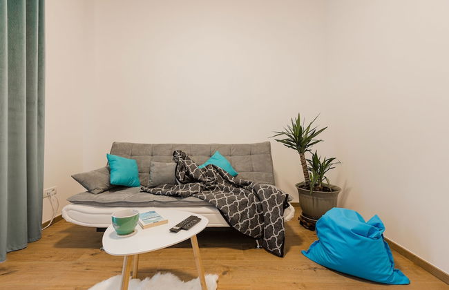 Essenza Charming Two BedRoom Apartment - Photo 6