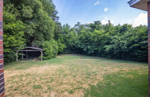 The Magnolia Manor 4BR Greenway Retreat - Photo 26