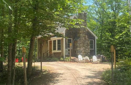 Private Cabin on 1.7 acres w/ Fireplace White Mtns - Photo 1