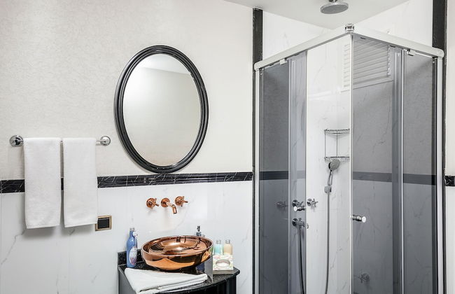 Onkel Residence - Photo 24