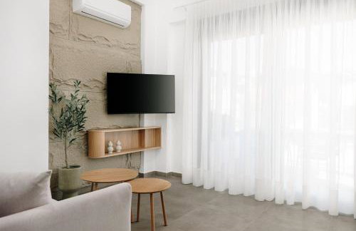 Kyan Executive Suites - Photo 23