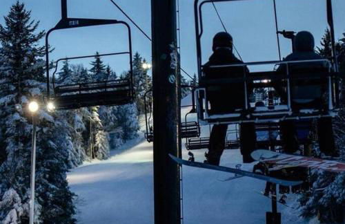 Lux Stay USA Ballhooter Vista Ski-InOut Hot Tub - Foto 61