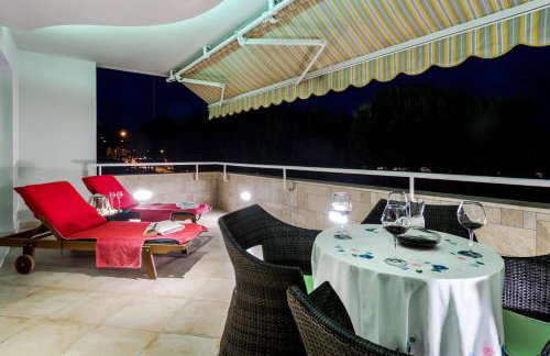 Luxury Seaside Apartment - Foto 26