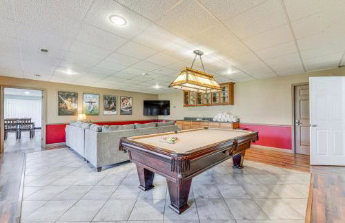 Lake Norman Retreat with Dock, Game Room and Hot Tub - Foto 3