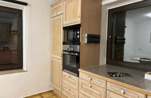 120qm Geräumige Wohnung & Balkon & Parkplatz - Foto 8