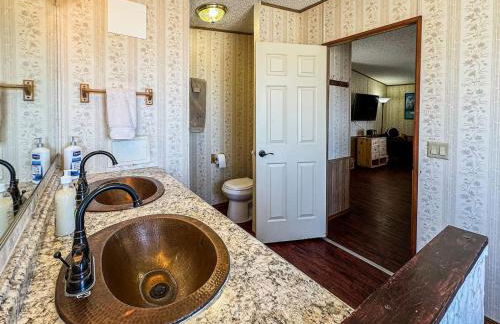 Desert View Retreat - Sleeps 22, Game Garage, Near Skywalk & Lake Mead - Foto 15