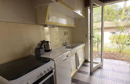 Villa d'architecte, proximité plage - 9 pers. - FR-1-736-74 - Foto 3