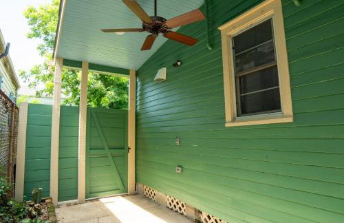 Marigny Cottage steps from Frenchmen St - Foto 28