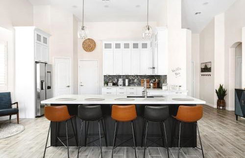 Sandcastle House Pool, Spa, Golf! - Photo 10