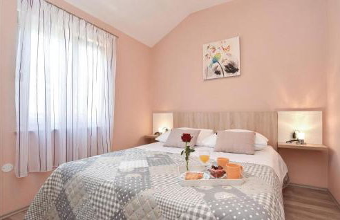 Cozy Home In Vojnic Sinjski With Sauna - Photo 34