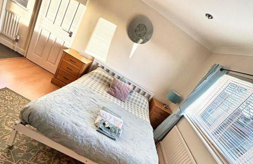 2 Bed House - Sleeps 4 - Parking - Pets - Garden - Foto 25