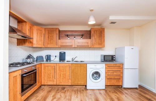 2Bed Apartment-City Centre - Foto 3