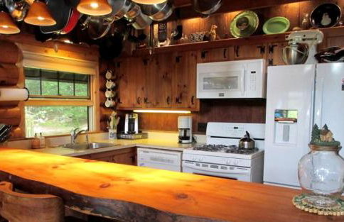 Lovely Log Cabin with Spectacular Mountain Views in Brandon, Vermont - Foto 5