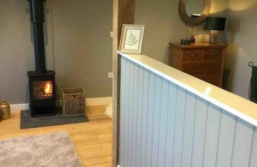 Cute studio cottage. Wood burner. Amazing views - Foto 25