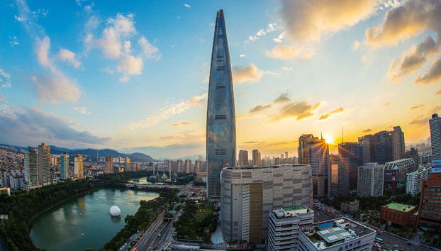 Seoul Sky está localizada no topo da Torre Lotte World
