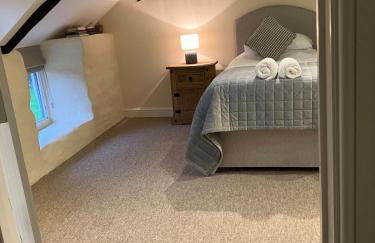 Courtyard Cottage with hot tub and walled garden - Foto 11