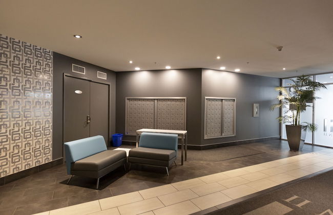 Icon 2 Apartments by Corporate Stays - Photo 2