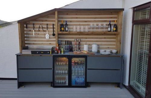 Seaside Escape - Deganwy Beach Cottage - Sea Views & Golf Course Views - Photo 25