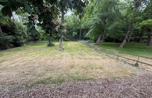 Stylish 4-Bed Apartment in Suffolk l Near Town - Foto 19