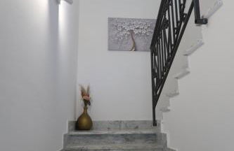 Twins House Vacation Home - Foto 8